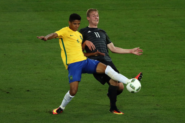 Douglas Santos Douglas Santos