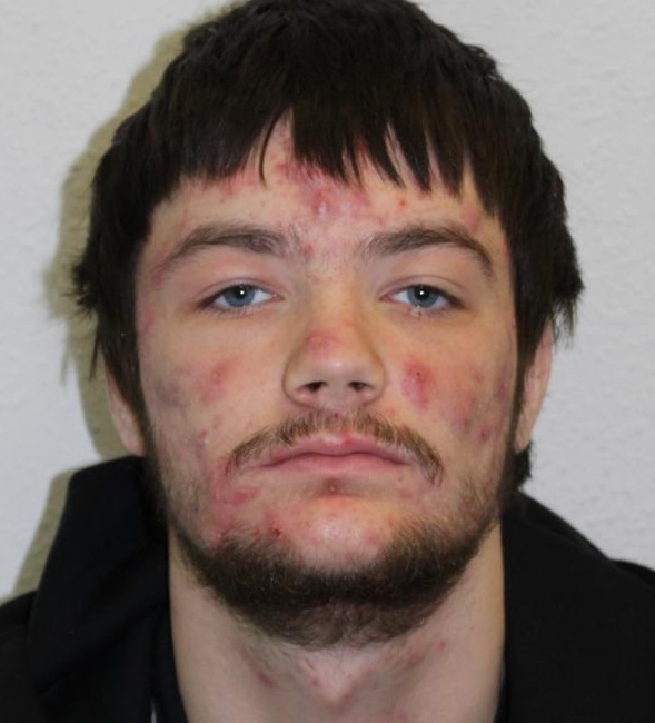 Drug dealer Toby Brown soils underwear with £7,500 in heroin during arrest