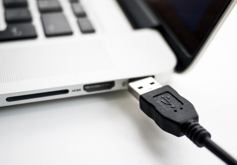 New covert malware uses USB drives to jump airgaps and works on almost every storage device