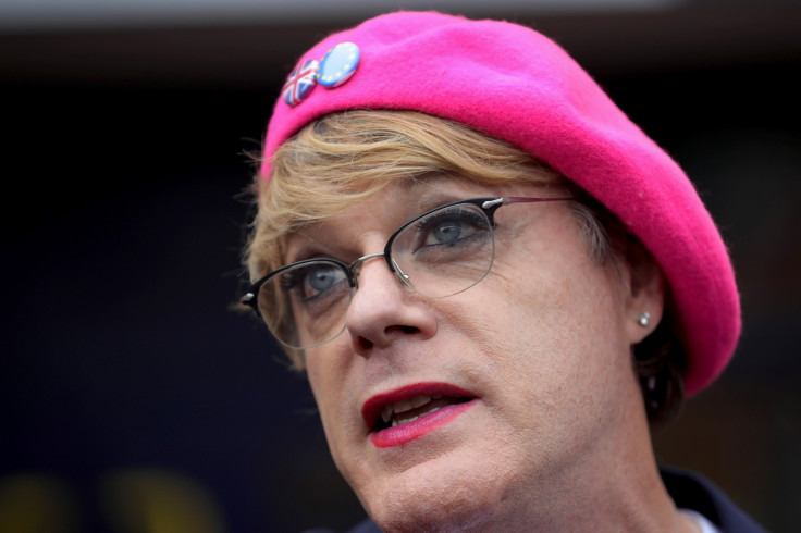 Eddie Izzard beret