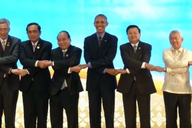 Obama attends ASEAN meeting in Laos