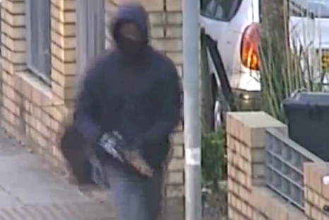 Police CCTV footage shows shotgun attack in Brixton