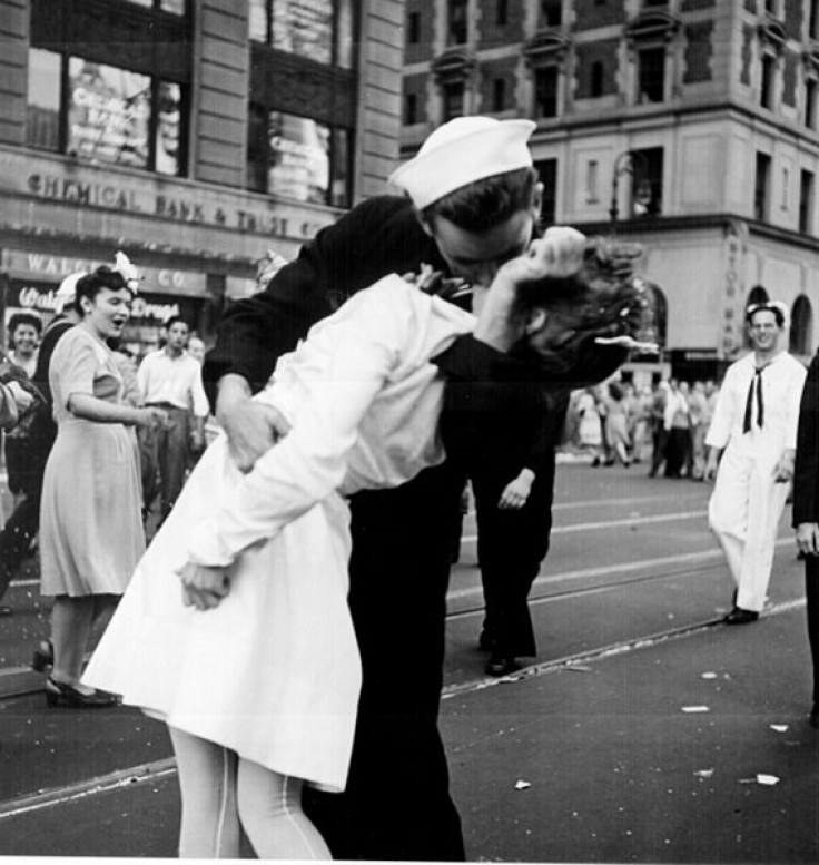 Greta Zimmer Friedman, who was kissed by a sailor in Times Square, has died at the age of 92