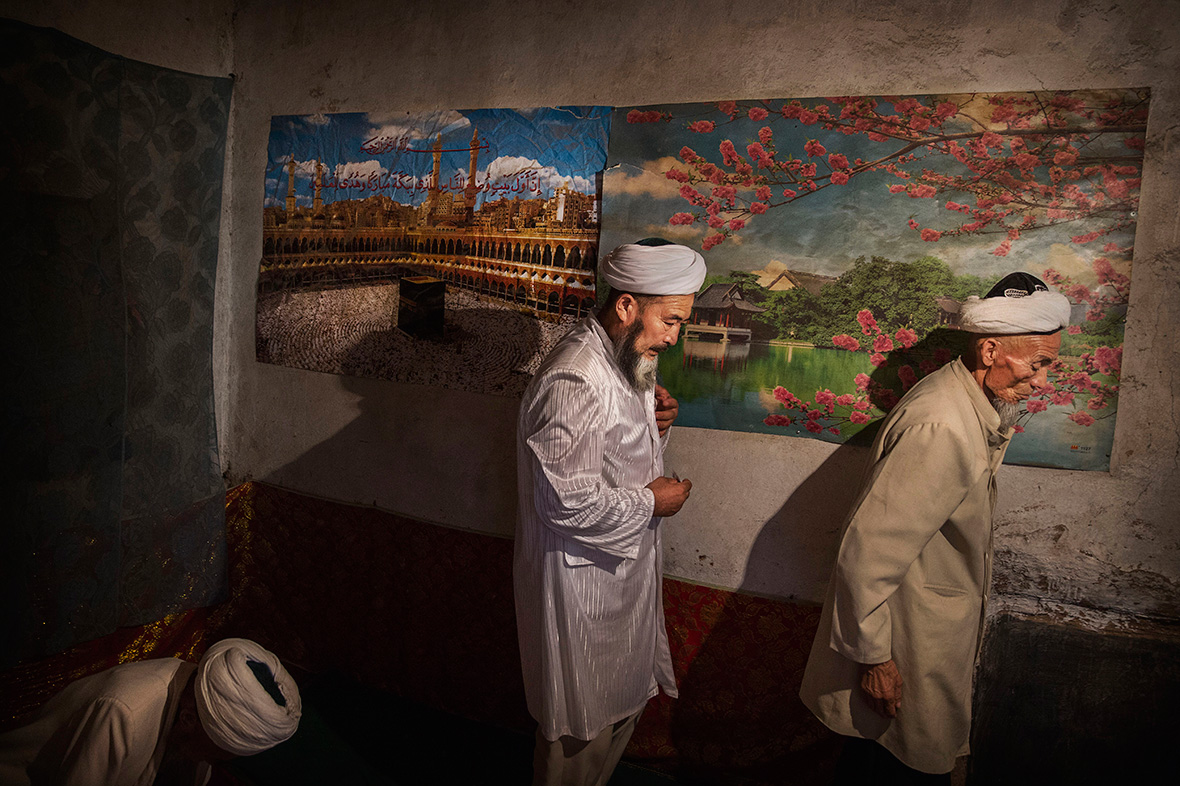 China: Beautiful photos of ethnic Uighur Muslims 