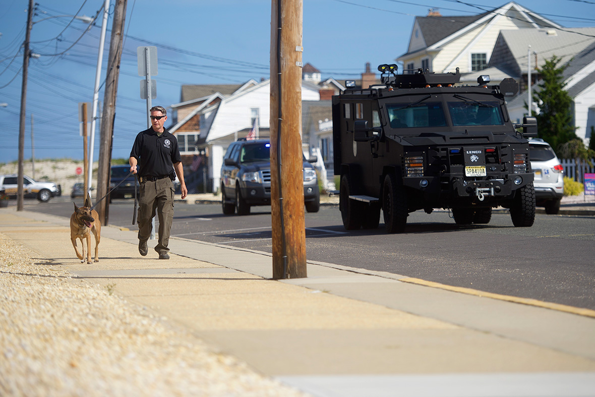 New York bombing FBI questions 5 people as new bomb explodes in New Jersey