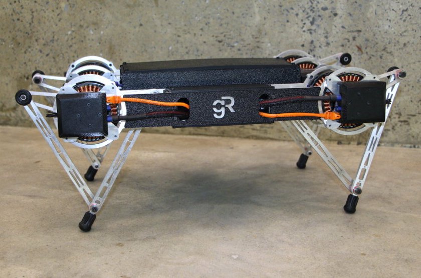 Ghost Robotics Debuts $10,000 Quadruped Robot That Can Turn Back Flips ...