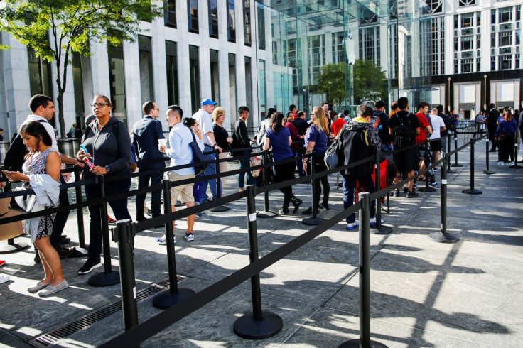 Apple Store iPhone 7 queue