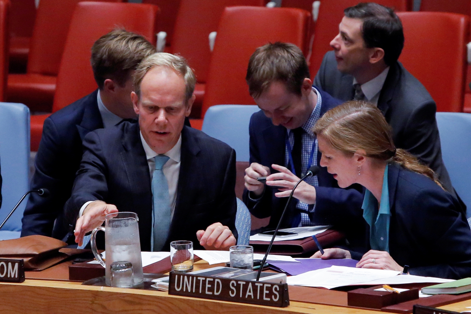 uk-ambassador-walks-out-of-un-security-council-meeting-over-war-crimes