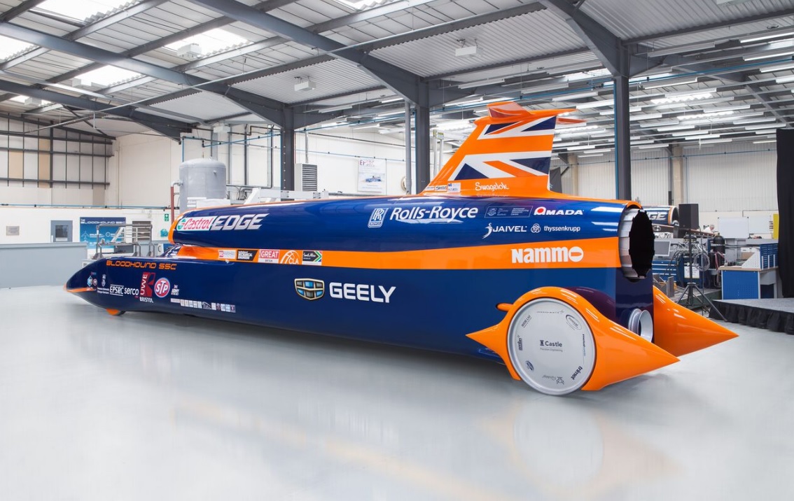 Машина bloodhound ssc