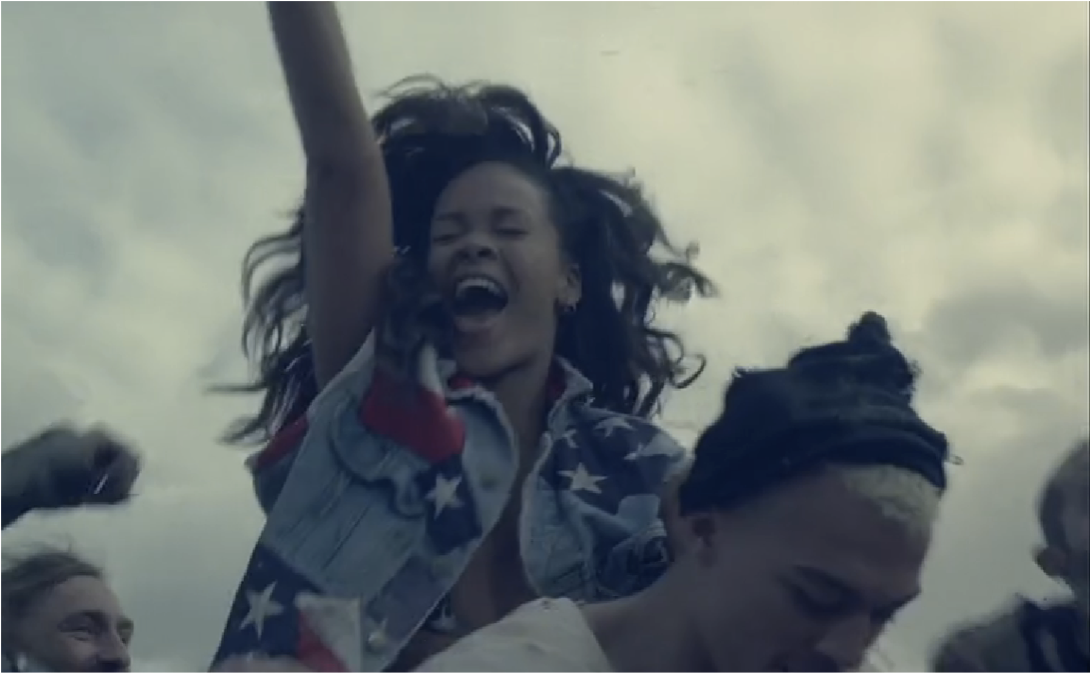 Calvin Harris And Rihanna We Found Love Certified Diamond After Selling 10 Million Copies 