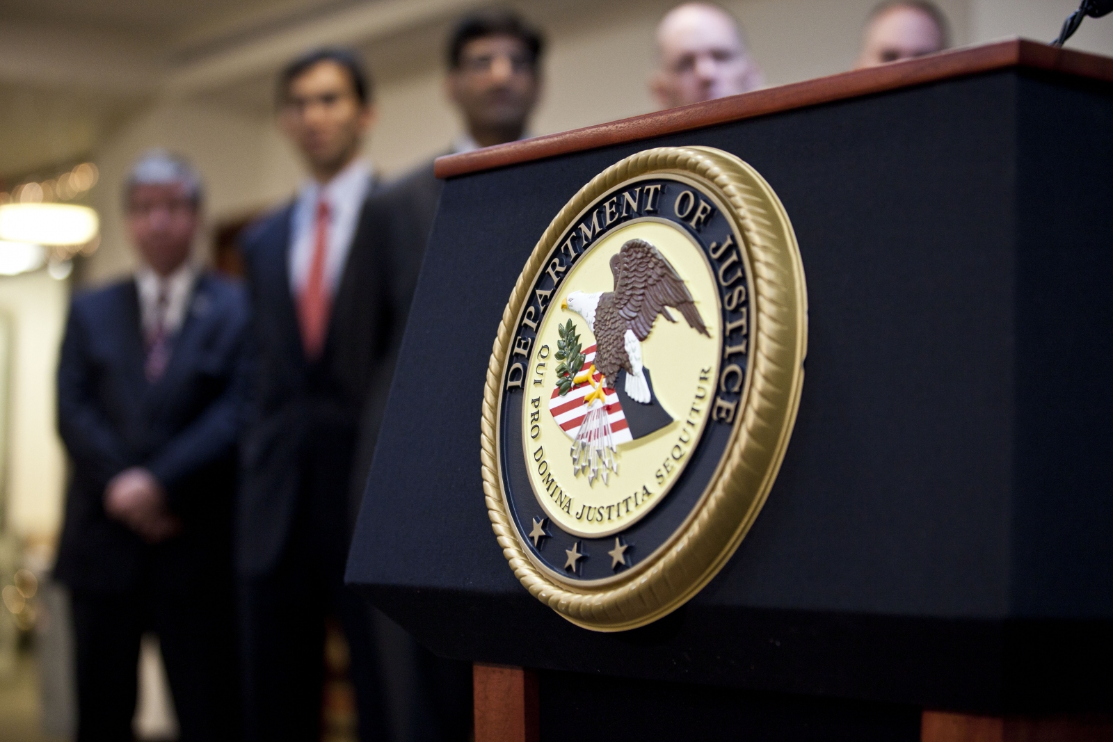 Cyberheist suspects charged for selling hacked weapons software to
