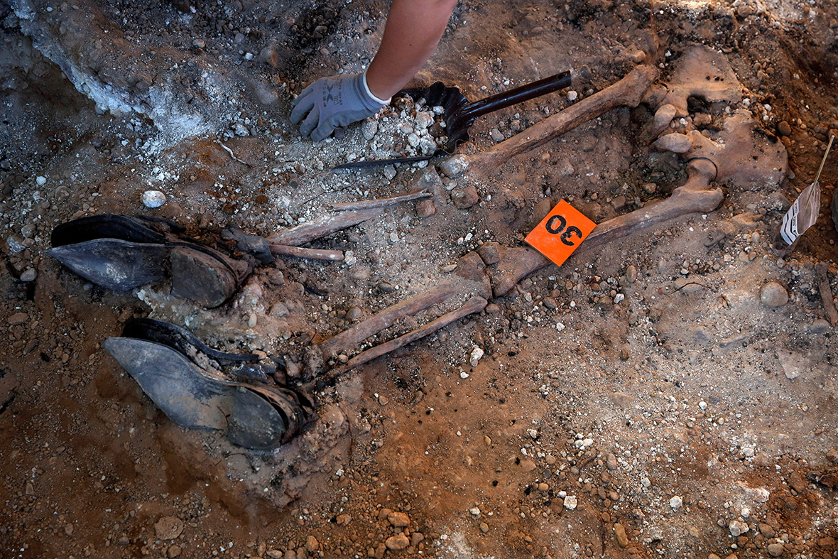 Spanish Civil War graves