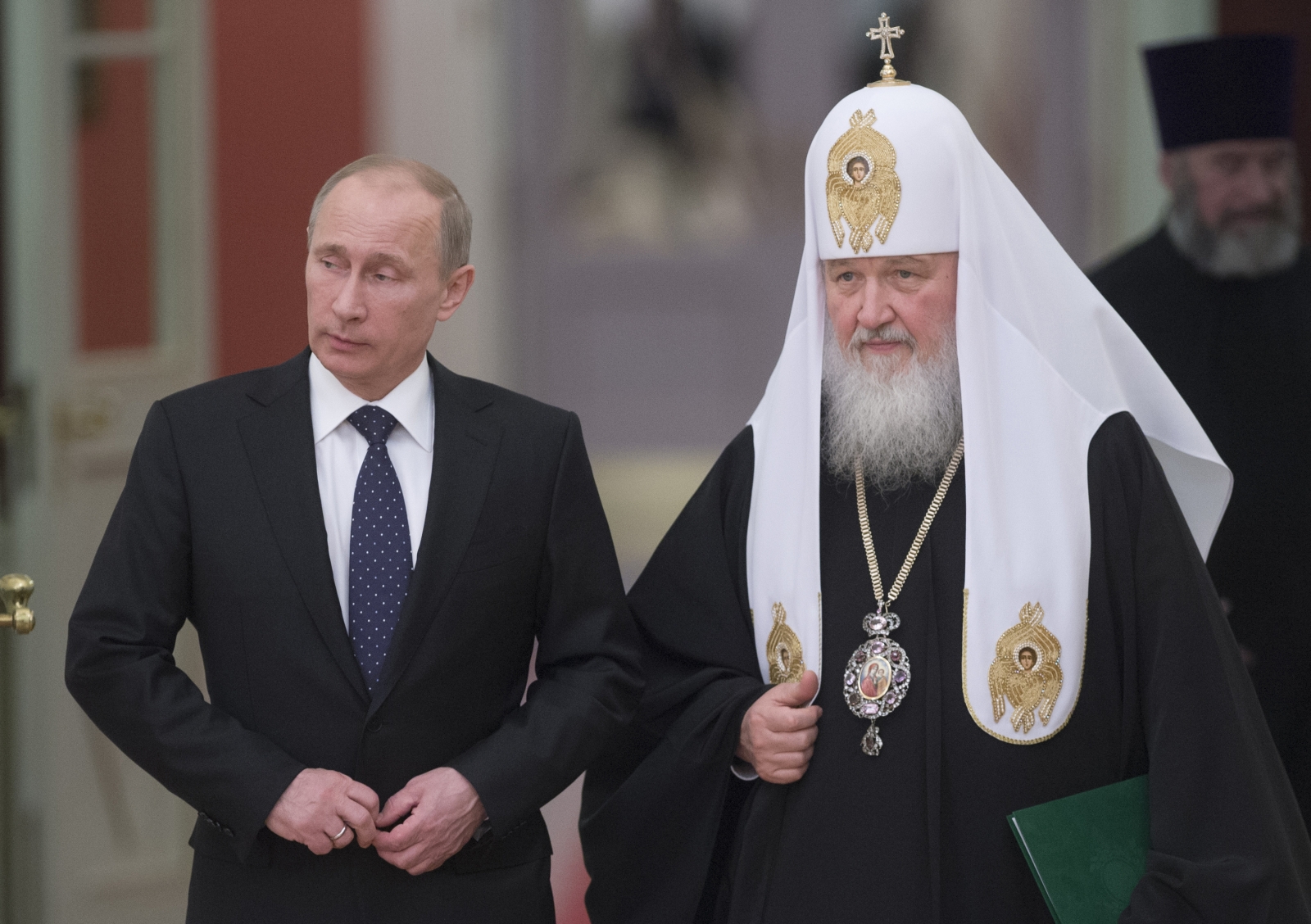 Queen to welcome Vladimir Putin ally Patriarch Kirill at Buckingham ...