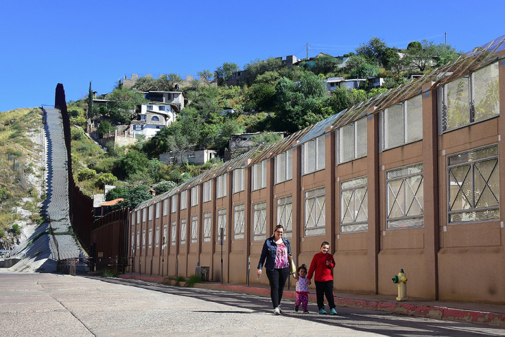 US Mexico border