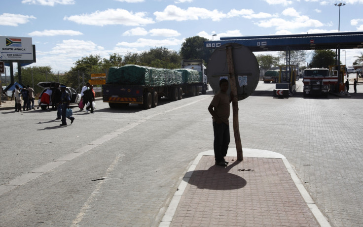 Zimbabwe border crossing