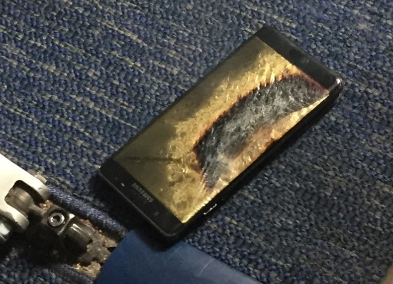 Exploding Galaxy Note 7 burnt through carpet