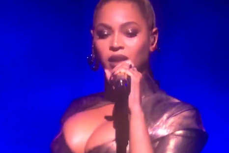 Beyoncé carries on concert with ear bleeding leading tot he hashtag #CutForBeyonce