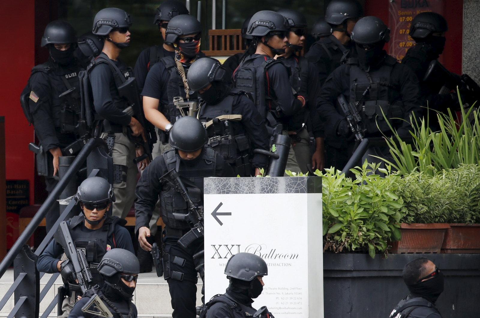 Indonesia: Police shoot suspected Islamist militant after attack on officials