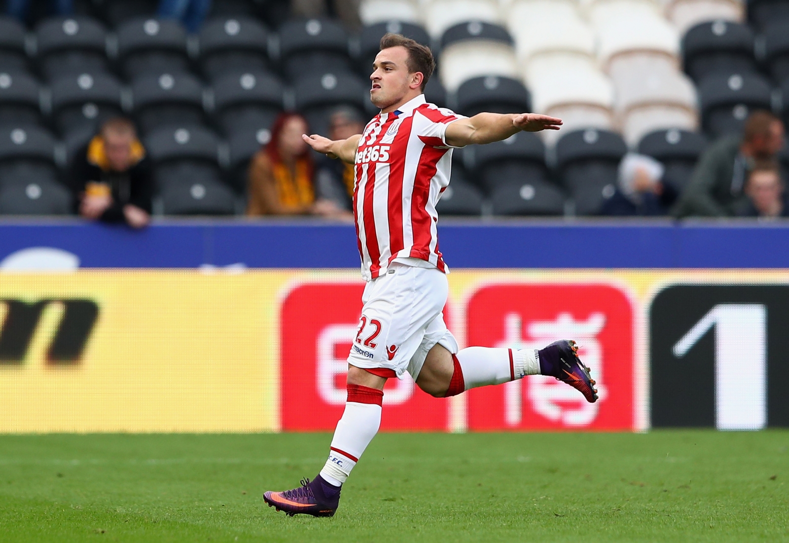 Xherdan Shaqiri: Basel Must Target 'vulnerable' Manchester United ...