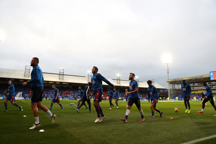 Crystal Palace players warm up