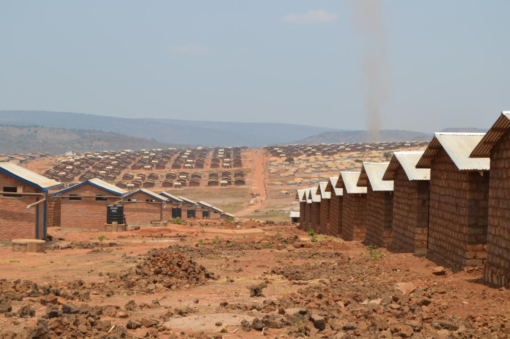 Semi-permanent homes in Mahama