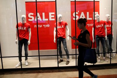 Majority of British shoppers prefer to physically see valuable products before buying them, Barclays report says