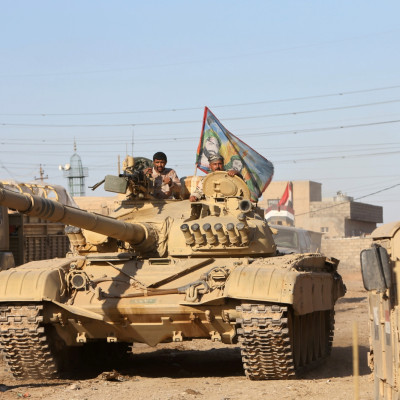Iraqi tanks in Mosul