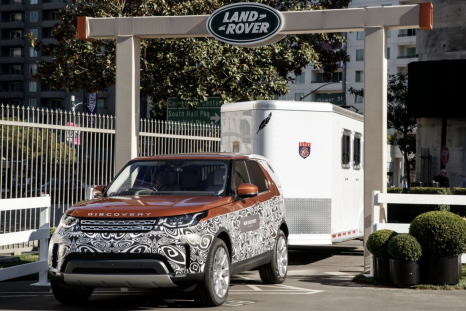 Land Rover Discovery Advanced Tow Assist