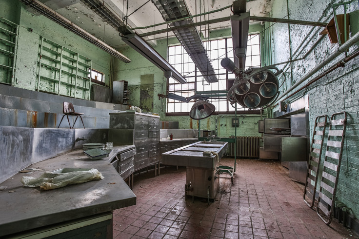 Abandoned Asylums Matt Van der Velde