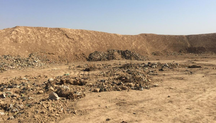 Mass grave outside Mosul