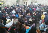 Thousands of civilians flee rebel-held Aleppo amid devastating bombing Thousands of civilians flee rebel-held Aleppo amid devastating bombing