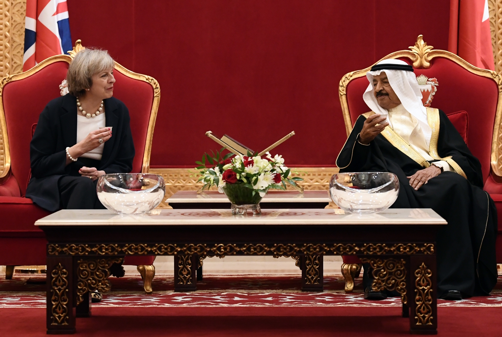 Theresa May defends trade deals with Gulf leaders Theresa May defends trade deals with Gulf leaders