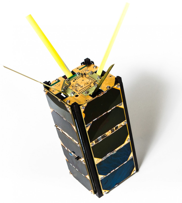 Reaktor Hello World cubesat