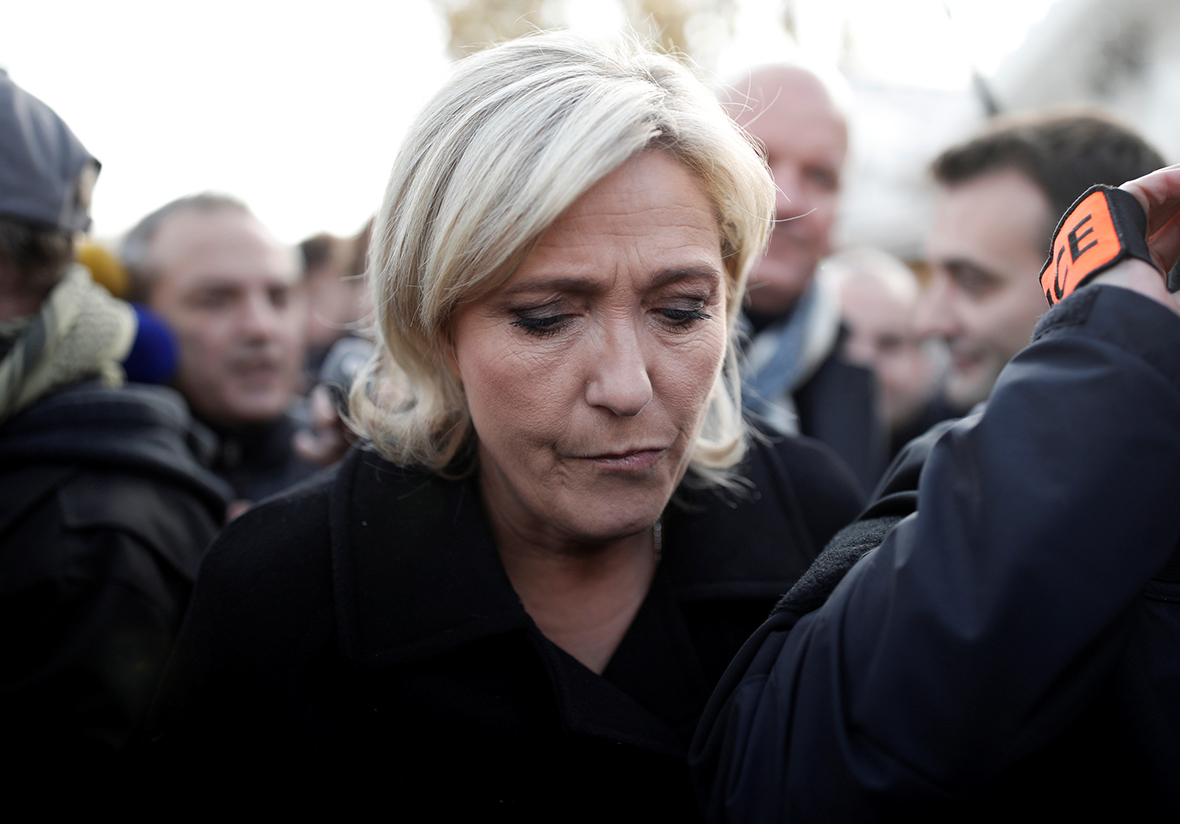 Ukraine Seeks To Ban Marine Le Pen After Comments On Crimea Annexation ...