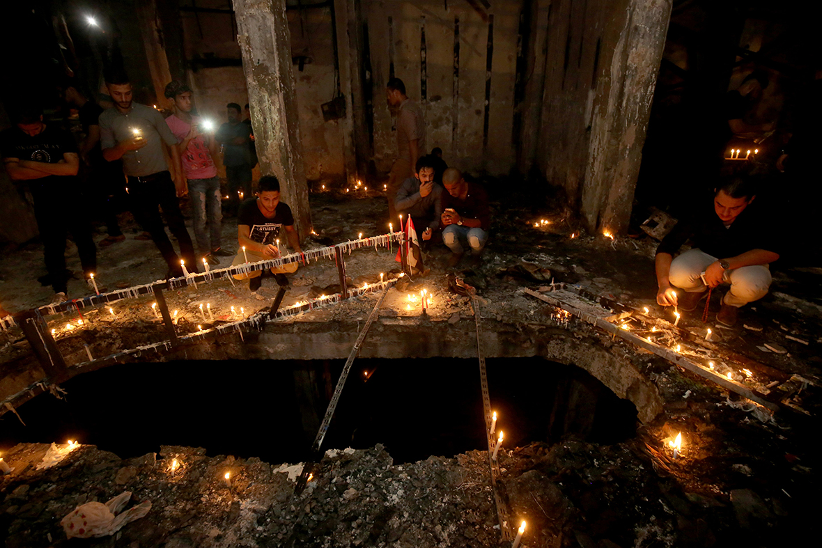 Isis car bomb in Baghdad kills at least 4 traffic policemen | IBTimes UK