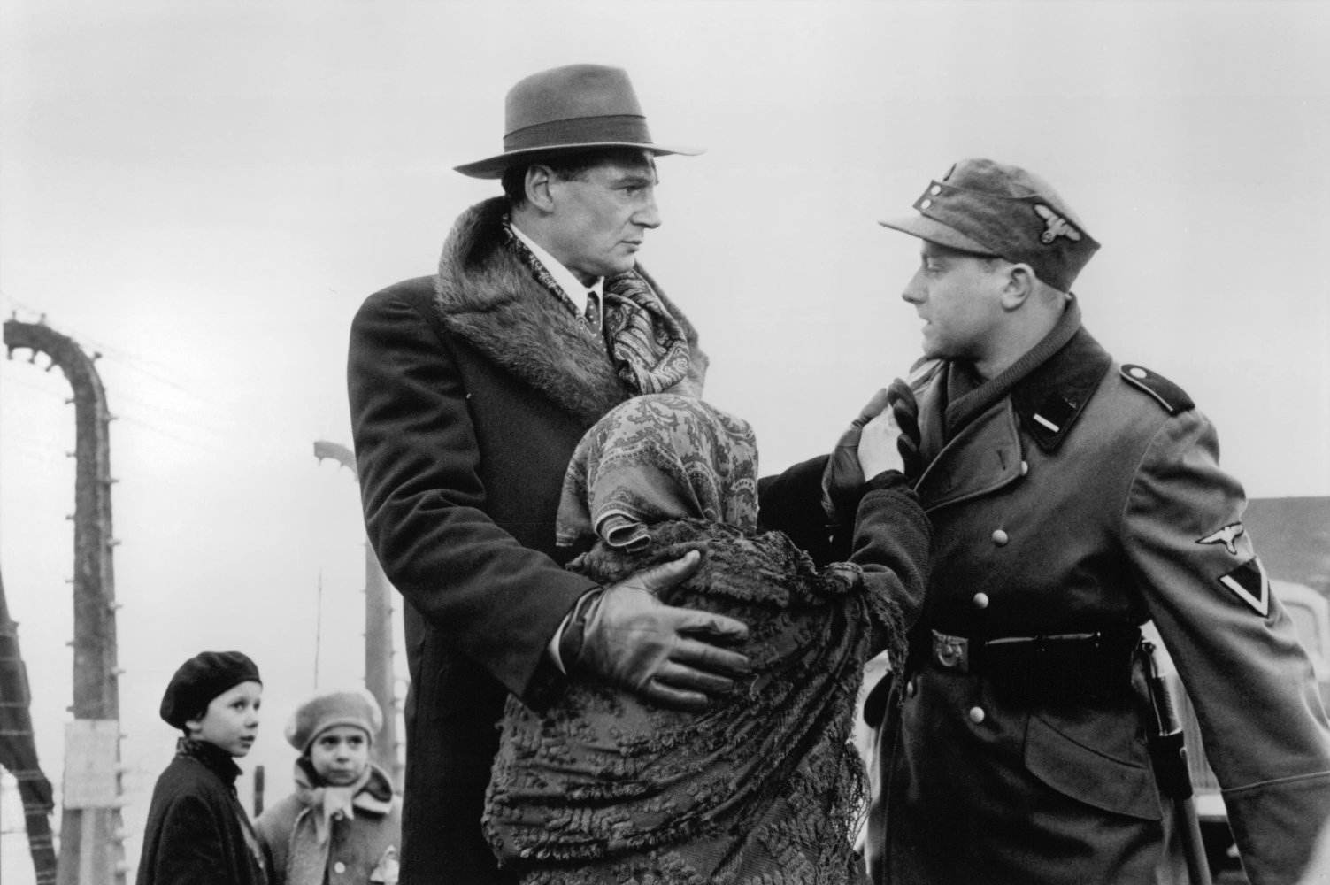 schindler-list-universal-pictures-commemorates-25th-anniversary-of