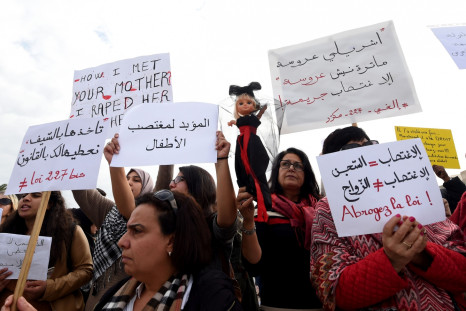 Tunisians protest against Article 227