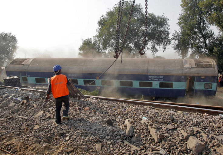 Kanpur india train derailment