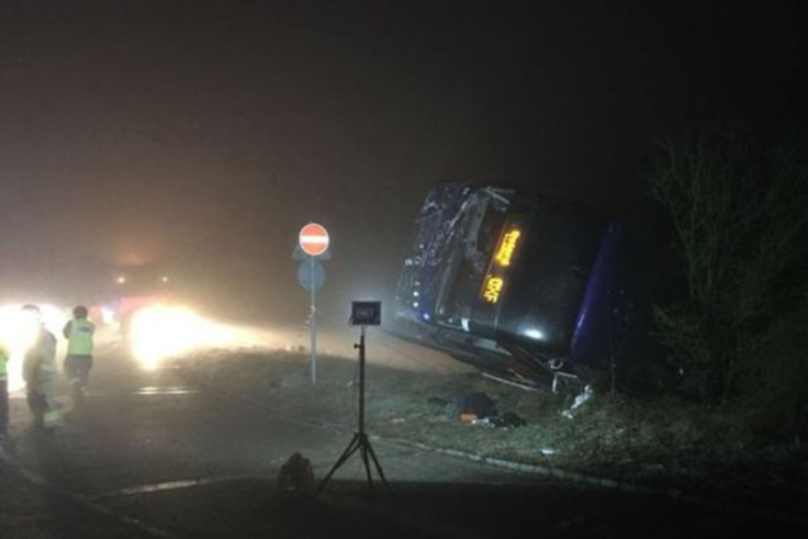 M40 coach crash