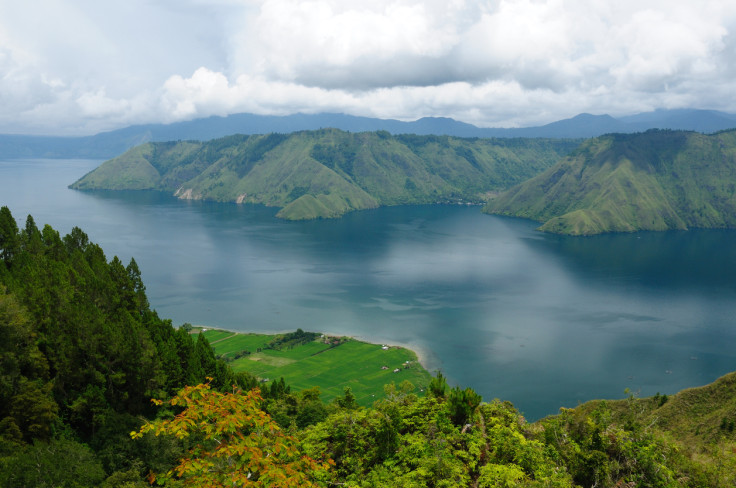 lake toba supervolcano