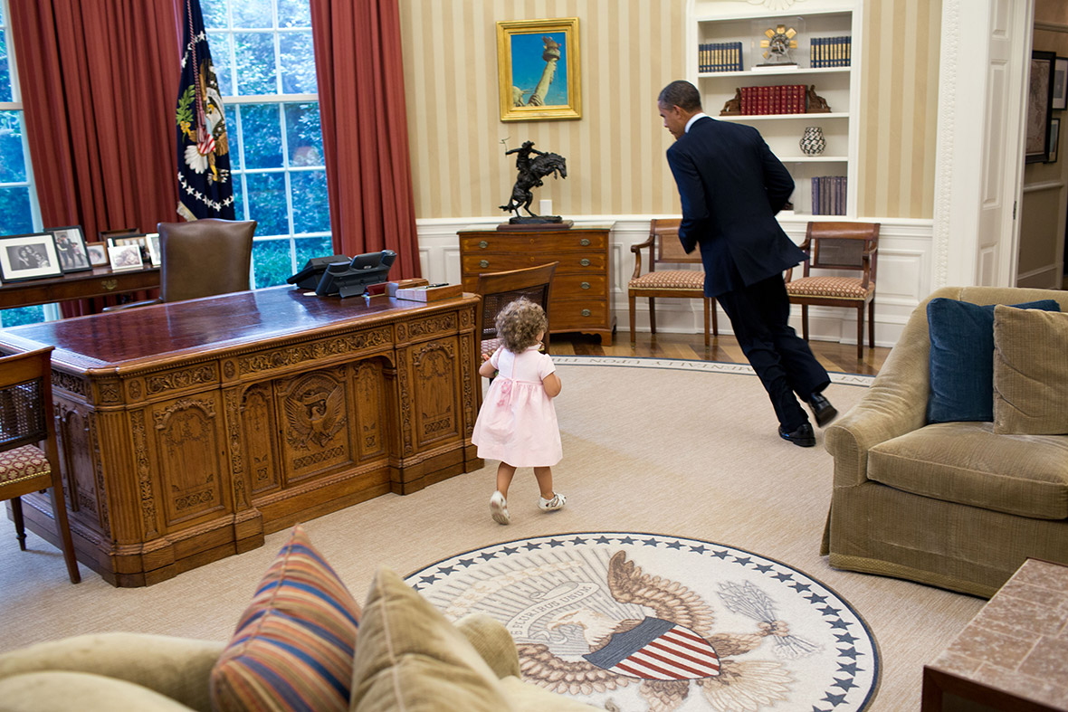 US President Barack Obama with children