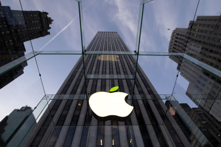 Apple store green logo