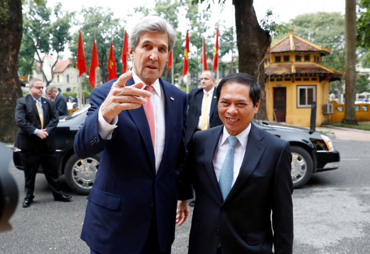 John Kerry in Vietnam