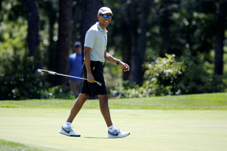 Obama playing golf