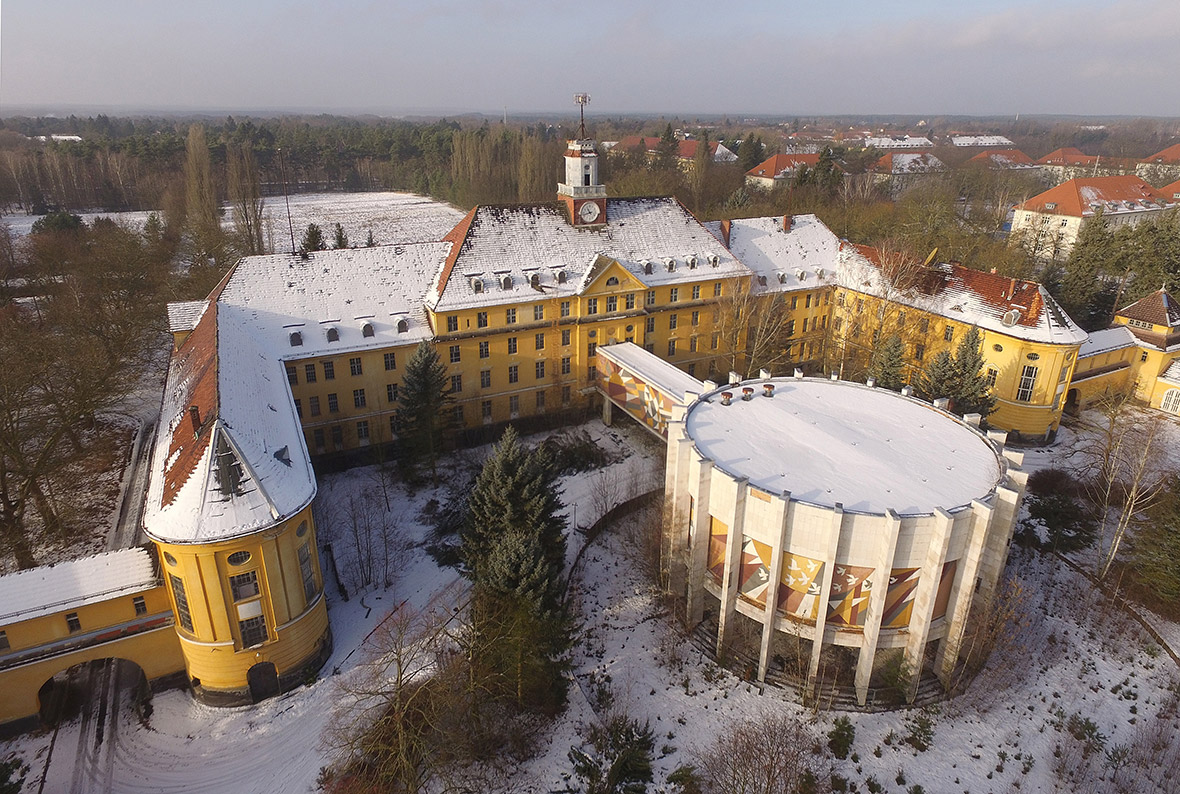 Wuensdorf's Forbidden City: Inside an abandoned Cold War Soviet Army ...