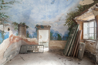 Mirna Pavlovic Dulcis Domus abandoned villas