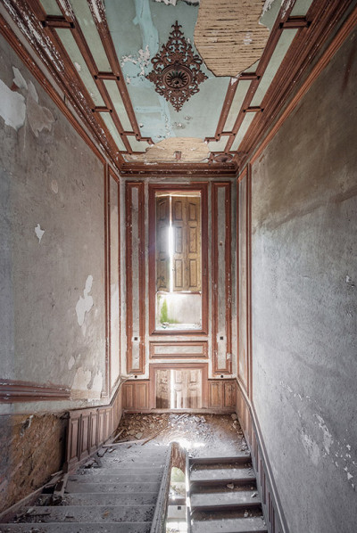 Mirna Pavlovic Dulcis Domus abandoned villas
