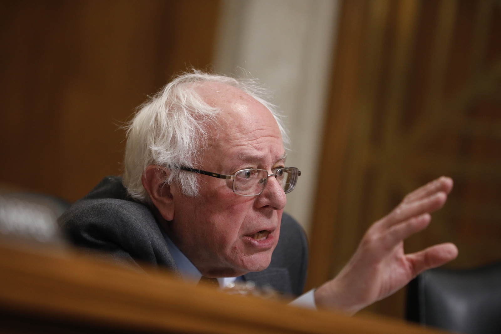 Bernie Sanders Champions Workers' Rights With Proposal Of $15 Minimum ...