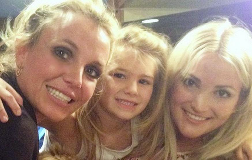 Jamie Lynn Spears says Britney was 'erratic, paranoid, spiraling'; made her fearful thumbnail