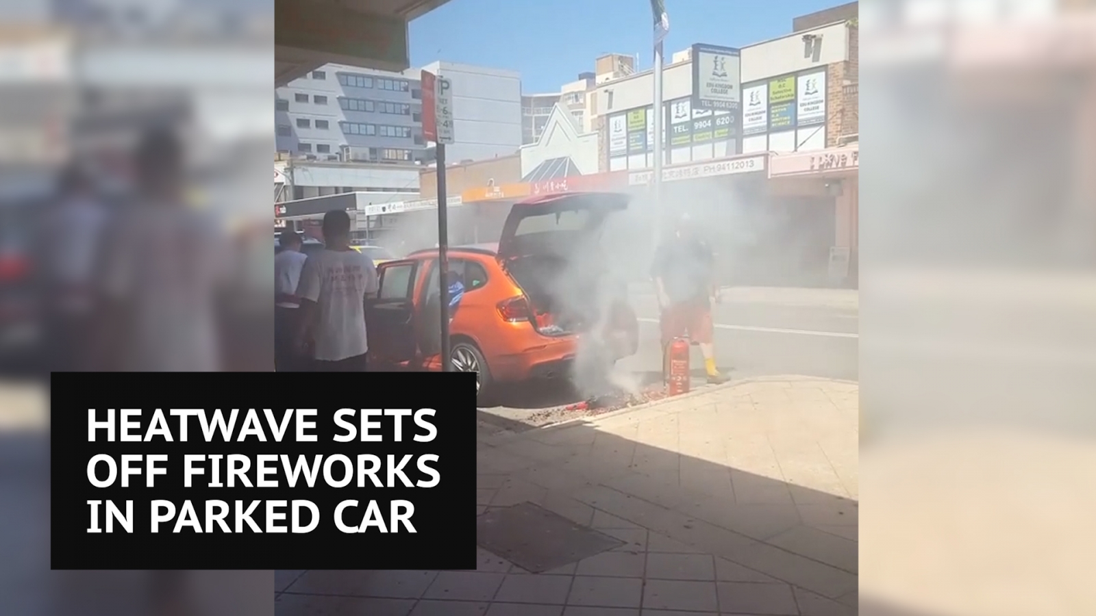 Australia: heatwave sets off fireworks in car